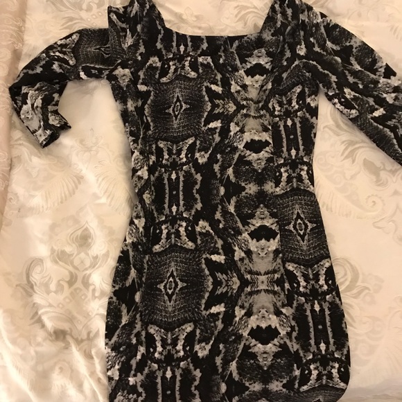 GUESS dress - Picture 1 of 2